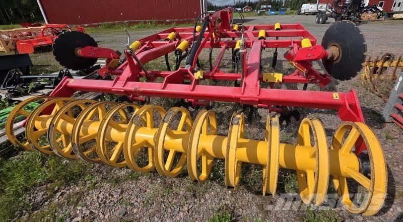Väderstad Cultus 300 其他耕耘機和配件