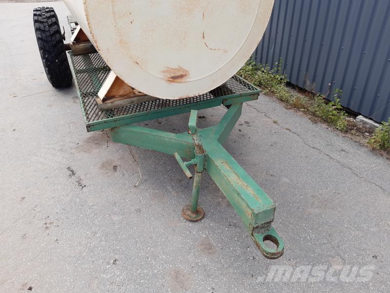  VAGN 1-AXLAD MED TANK 通用型拖車