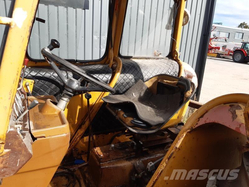 Valmet 700 曳引機