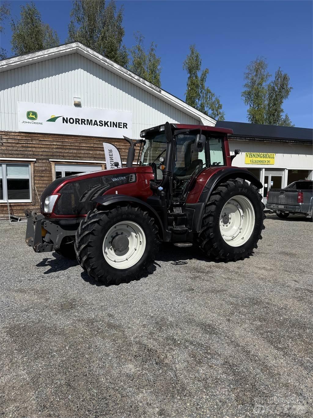 Valtra T203 Direct 曳引機