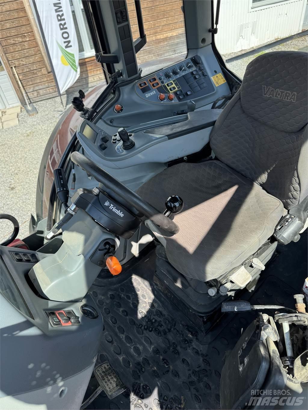 Valtra T203 Direct 曳引機