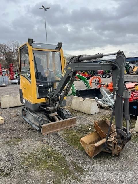 Volvo EC15B GRÄVMASKIN 輪胎式裝載機