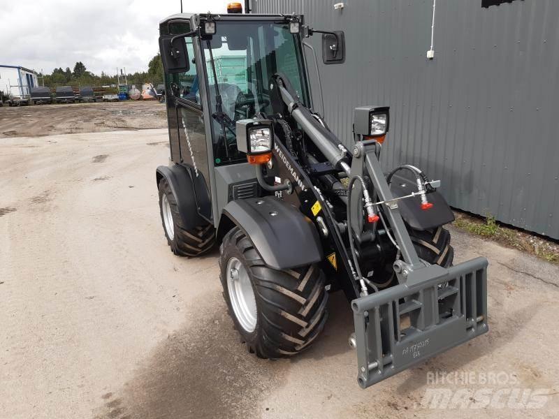 Weidemann 1260LP Black 反鏟裝載機