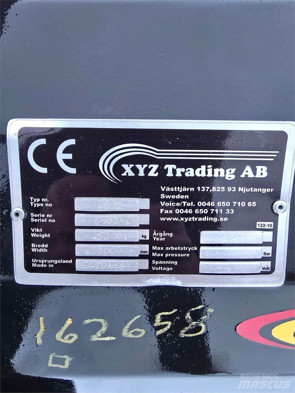 XYZ 2606 刮雪板和犁