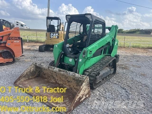 Bobcat T595 滑移轉向裝載機