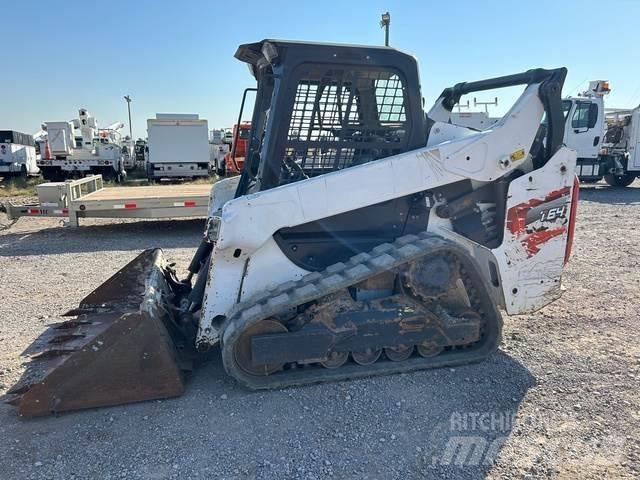 Bobcat T64 滑移轉向裝載機
