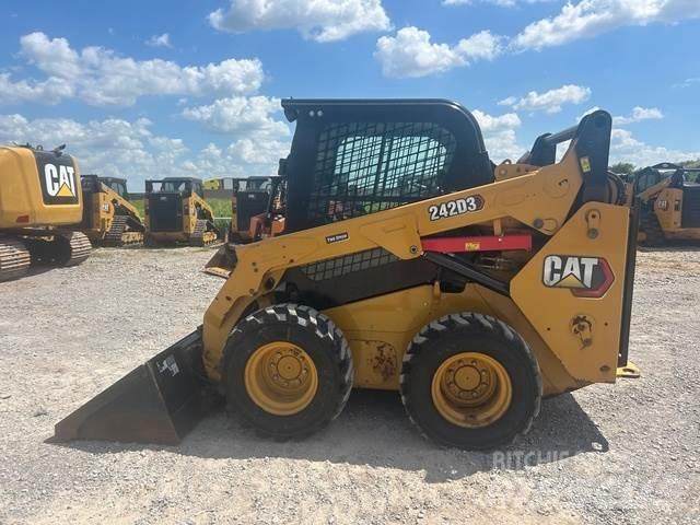 CAT 242D3 輪胎、車輪和輪圈