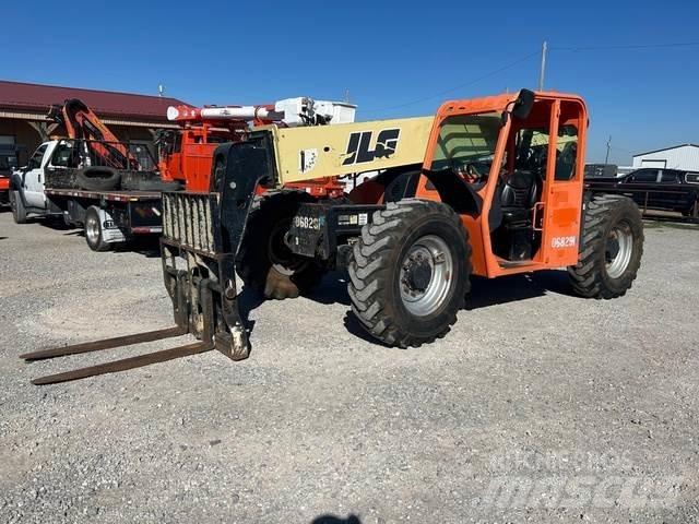 JLG G6-42A 伸縮臂操作車