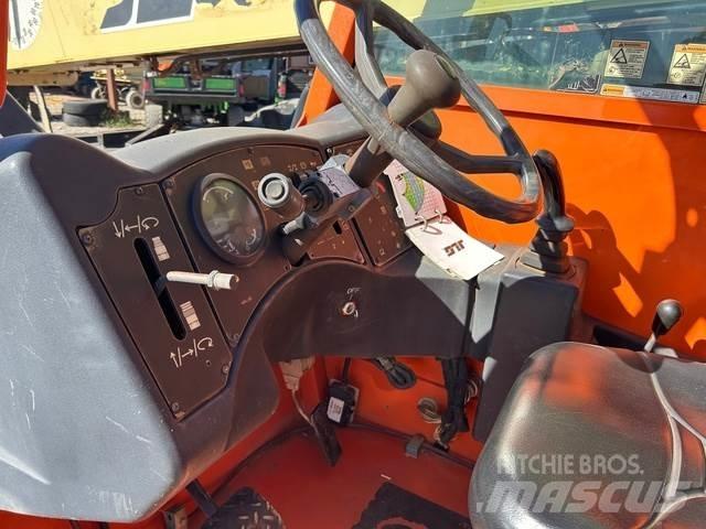JLG G6-42A 伸縮臂操作車