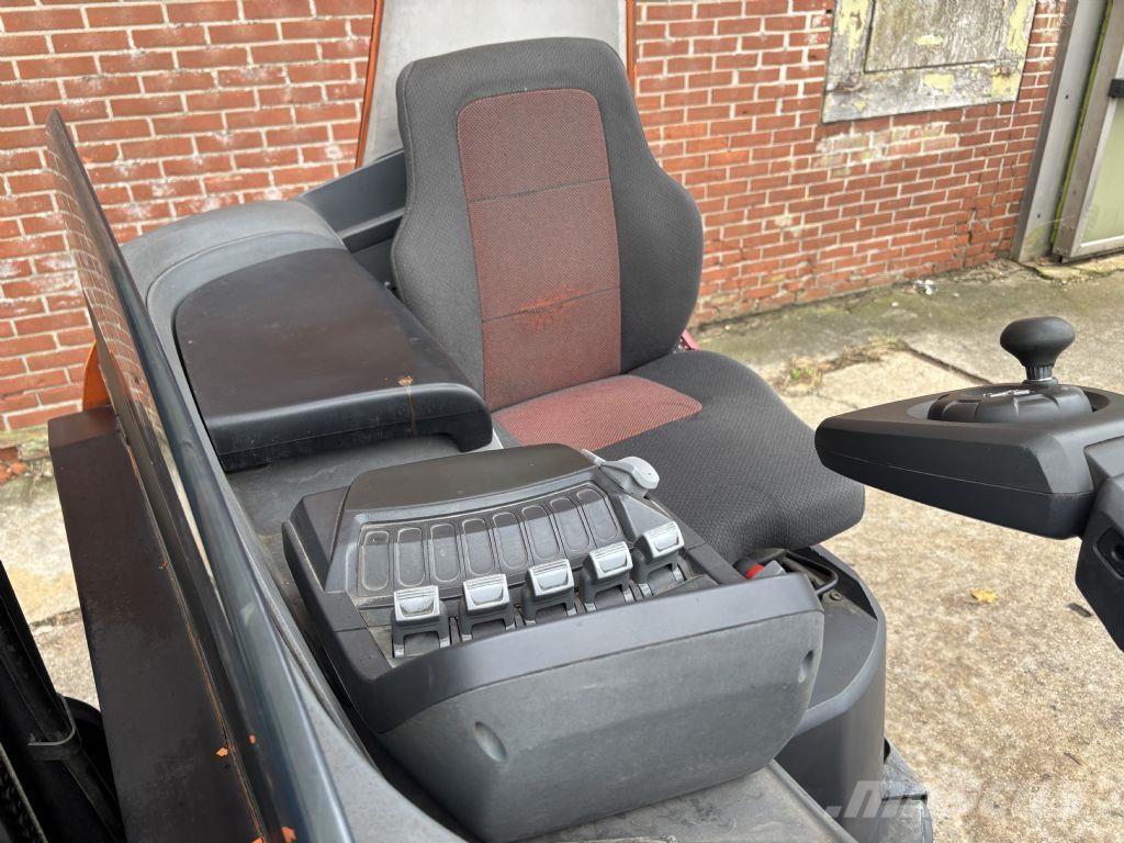 BT RRE 160 前伸式堆高機(叉車)