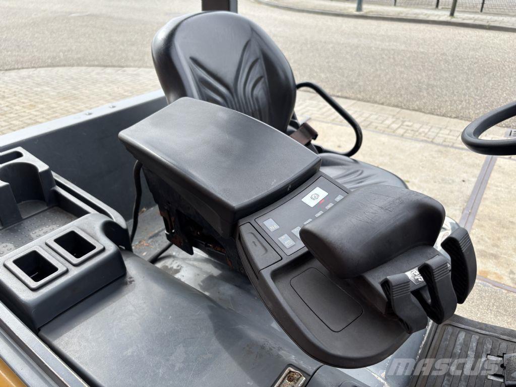 CAT 2EP5000 電動堆高機