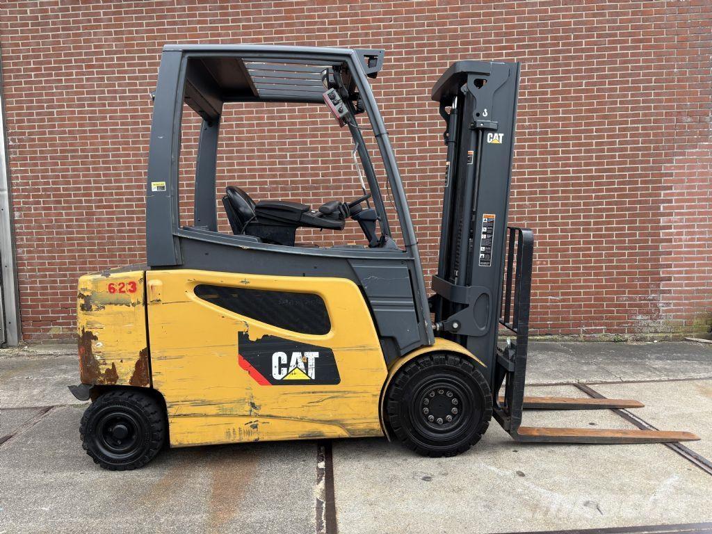 CAT 2EP5000 電動堆高機