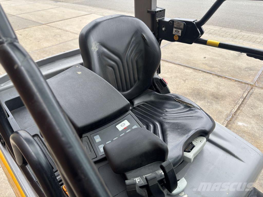 Jungheinrich EFG 216k 電動堆高機