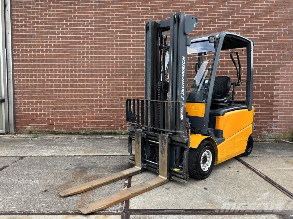 Jungheinrich EFG 430 電動堆高機