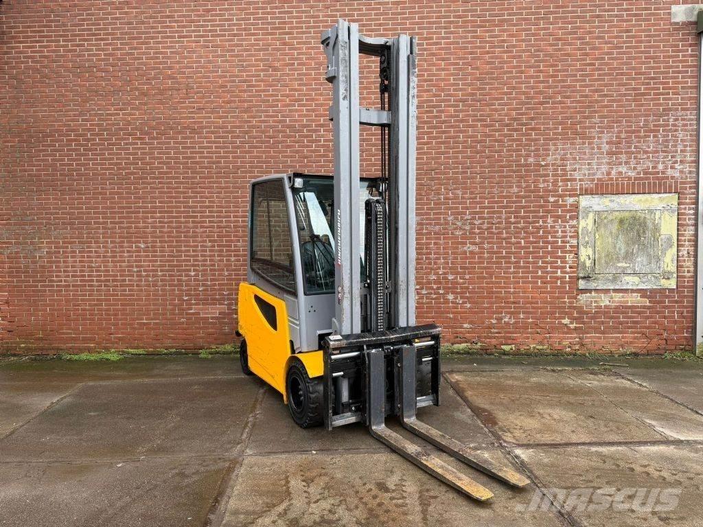 Jungheinrich EFG430 電動堆高機