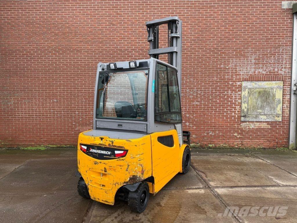 Jungheinrich EFG430 電動堆高機