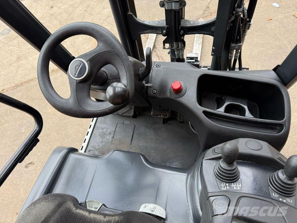 Linde E14 電動堆高機