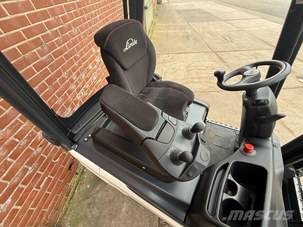 Linde E14-02 電動堆高機