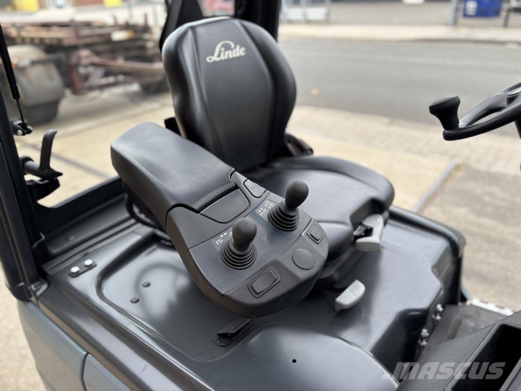 Linde E14-02 電動堆高機