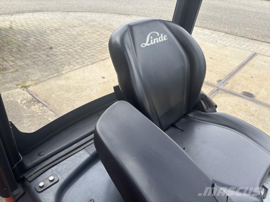 Linde E15-02 電動堆高機