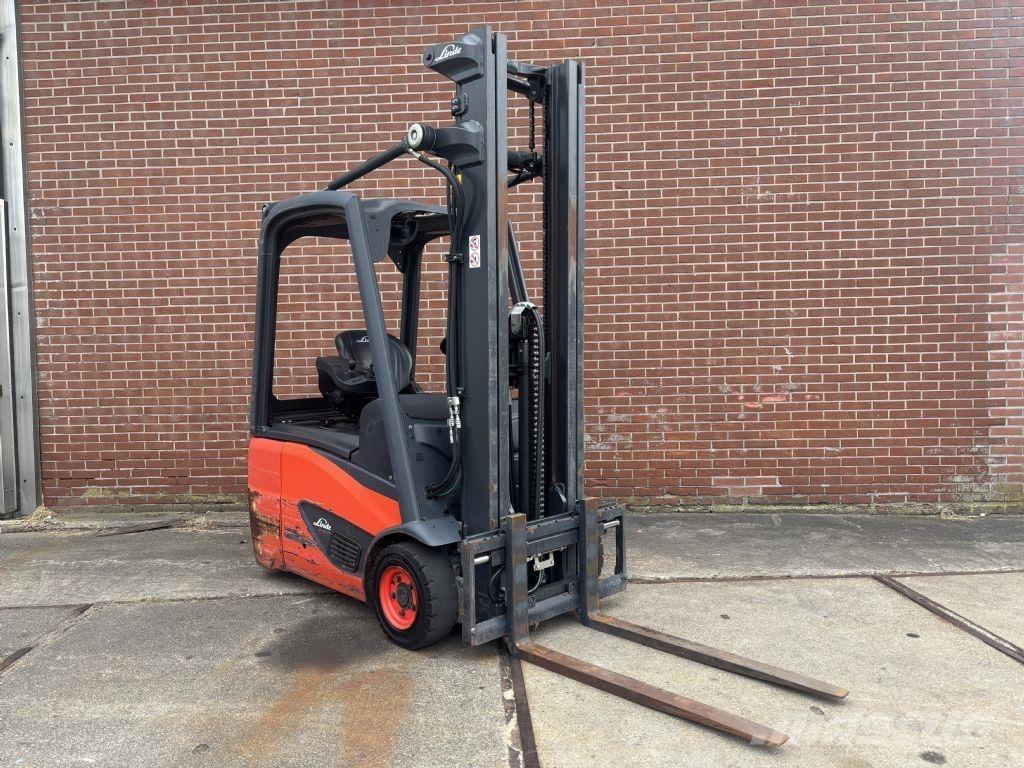 Linde E15-02 電動堆高機