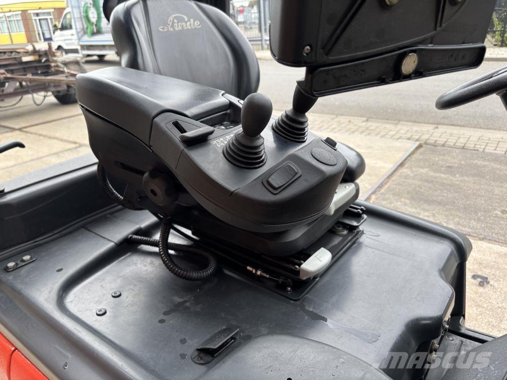 Linde E18PH-02 電動堆高機