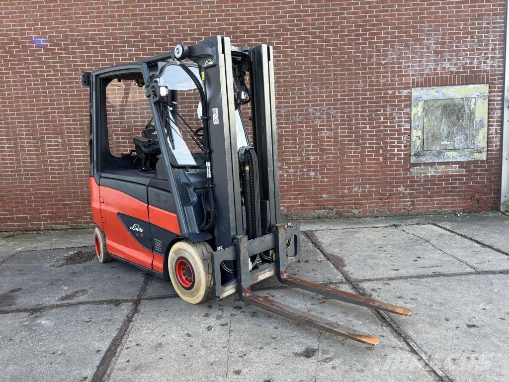 Linde E25HL-01/600 電動堆高機