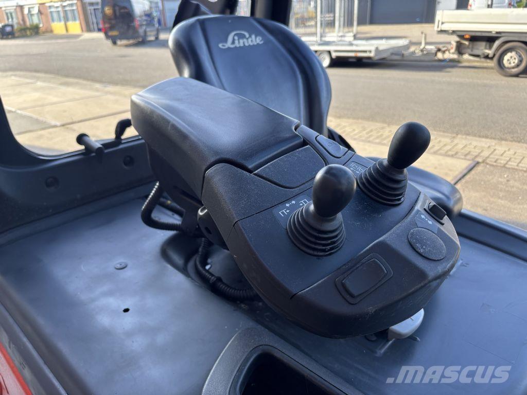 Linde E25HL-01/600 電動堆高機