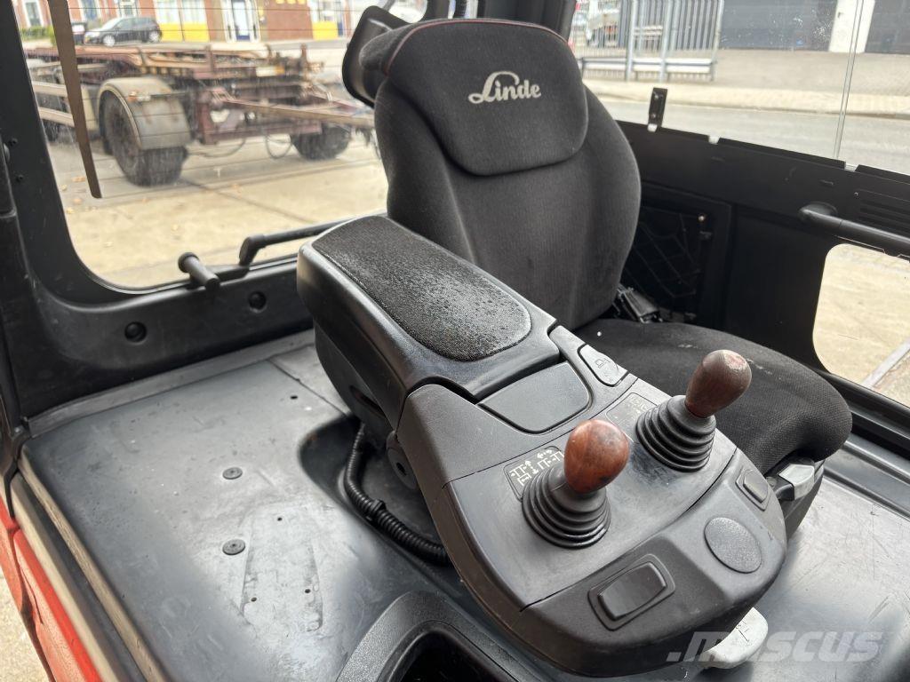 Linde E25L-01 電動堆高機