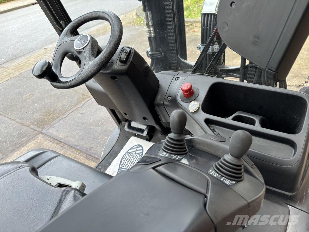 Linde E25L-01 電動堆高機