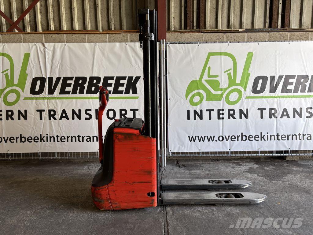 Linde L12i 行走控制式堆積機