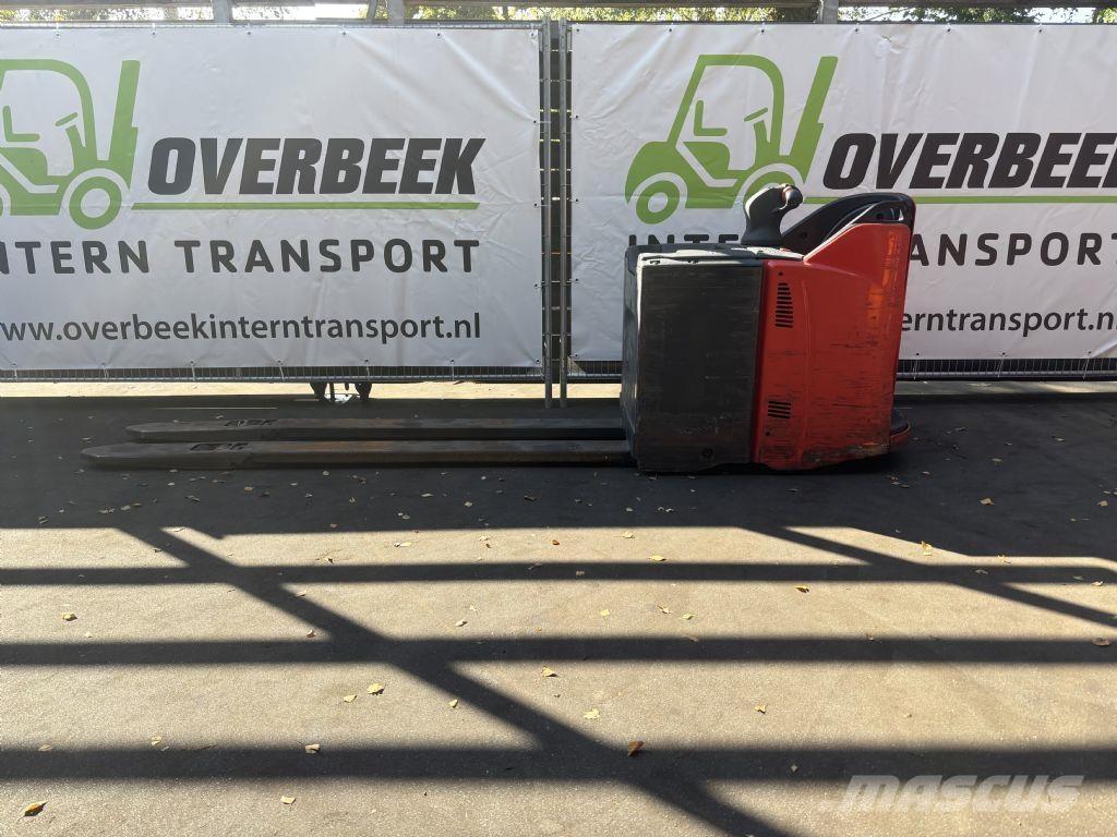 Linde T25SP-02 自走式堆積機