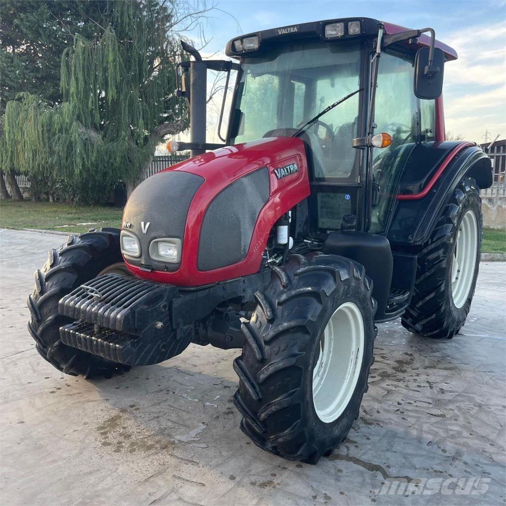 Valtra N92 曳引機