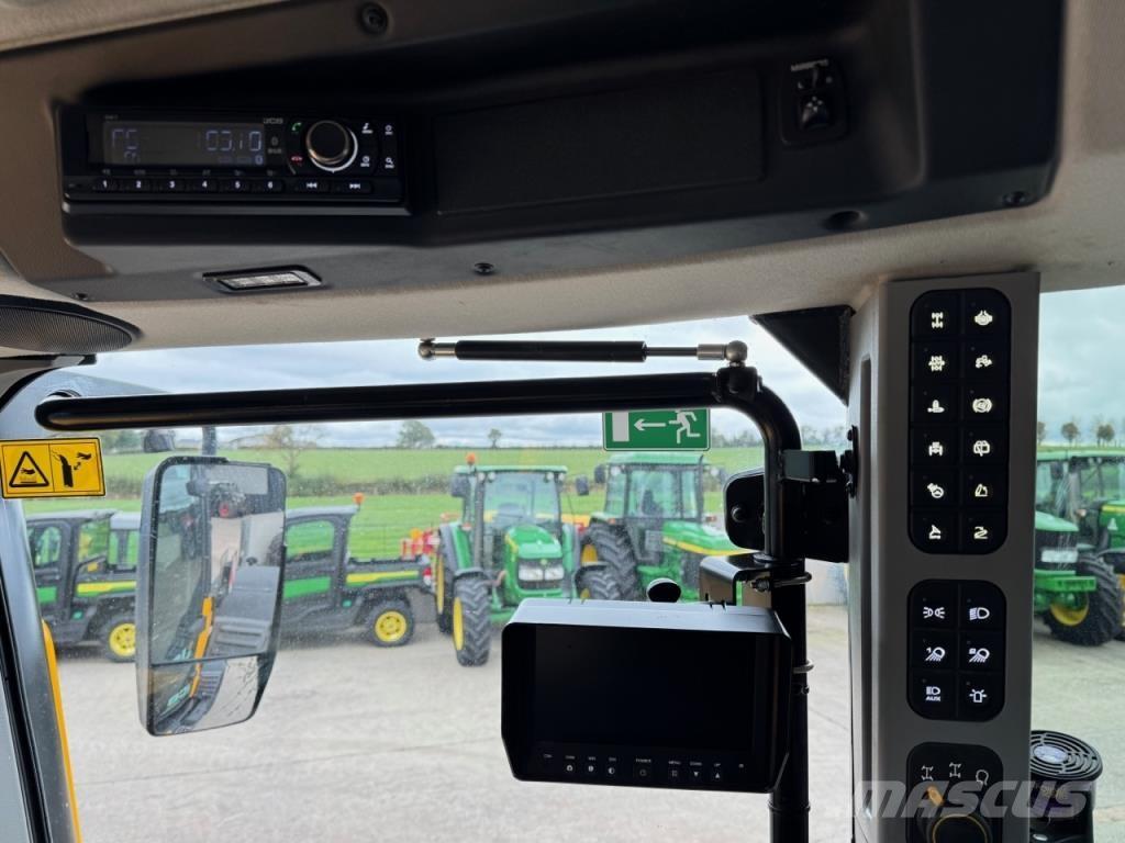 JCB 4220 iCON 曳引機