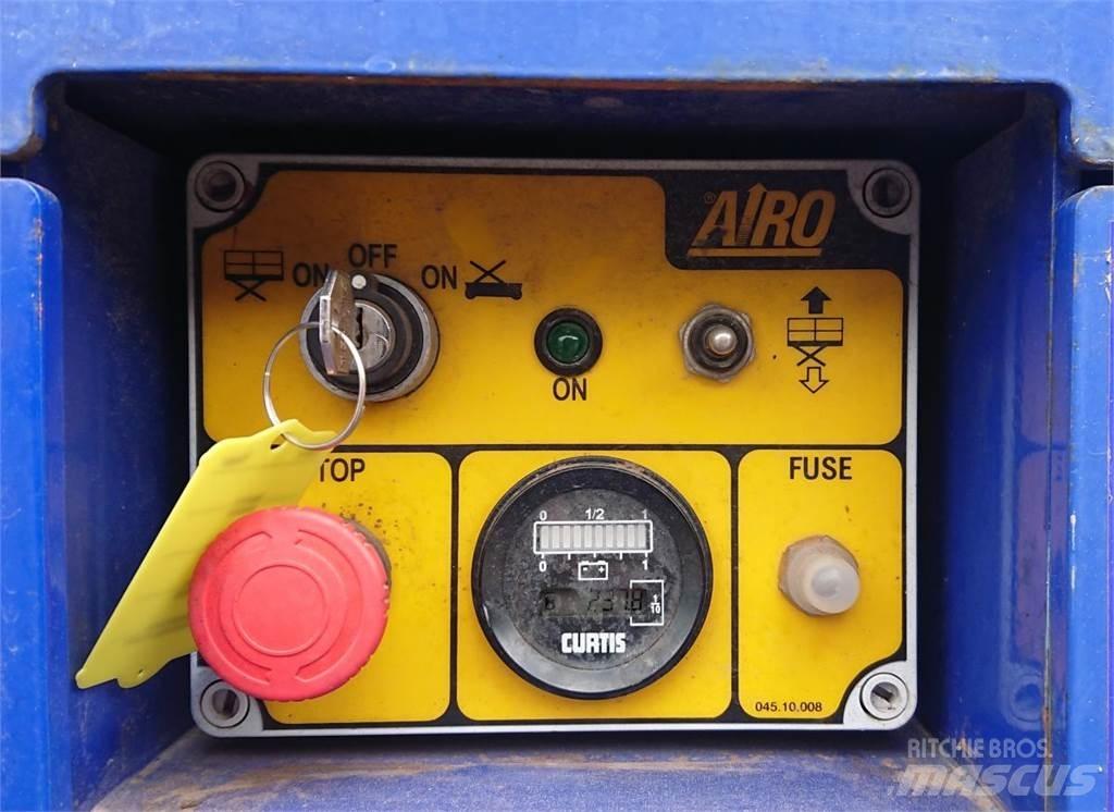 Airo X12 EW 剪式升降機