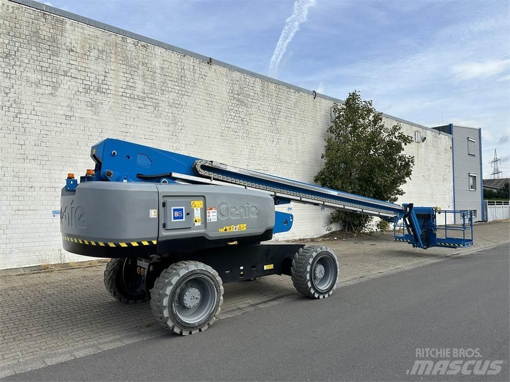 Genie S 85 XC 伸縮臂高空作業車