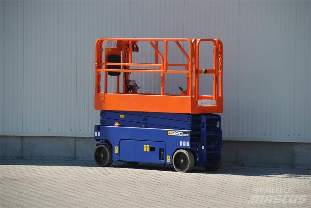 JCB S2032E 剪式升降機