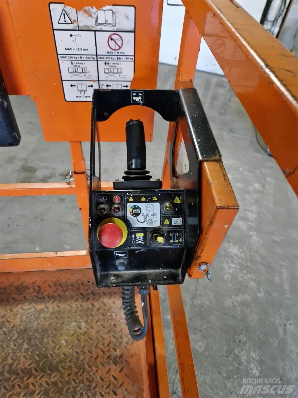 JLG 10 RS 剪式升降機
