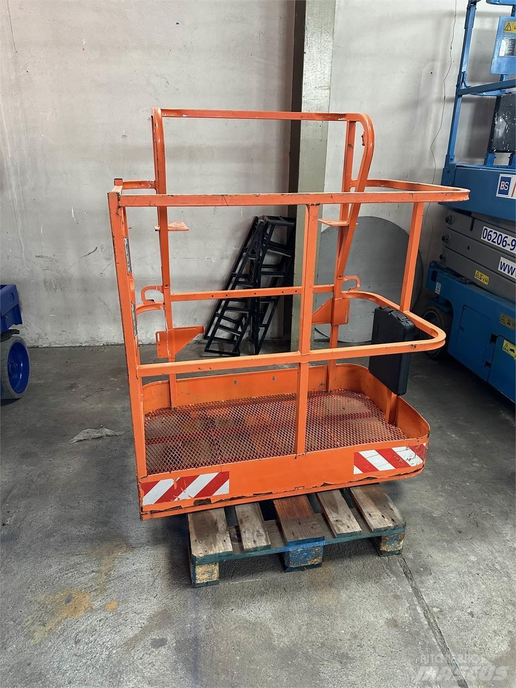JLG 1001186387s 其他
