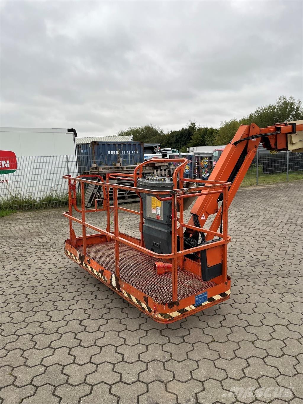 JLG 860 SJ 伸縮臂高空作業車