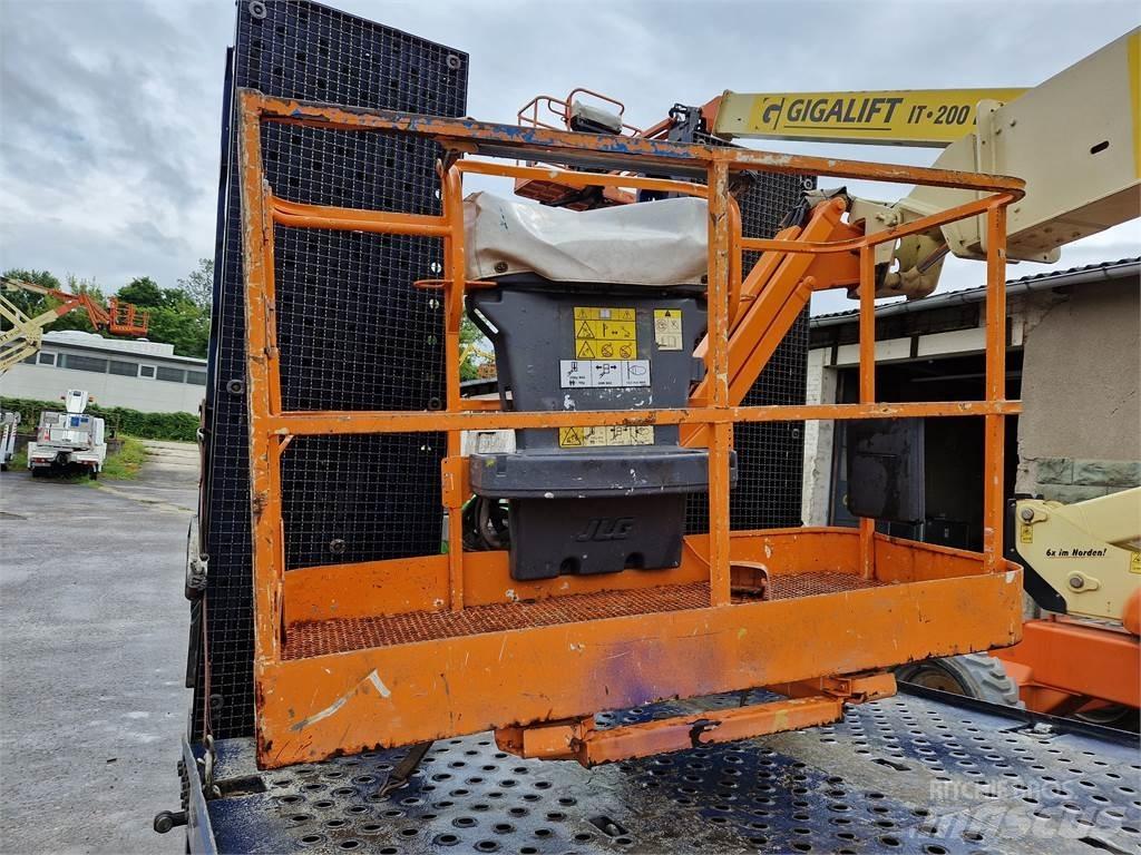JLG M 600 JP 伸縮臂高空作業車