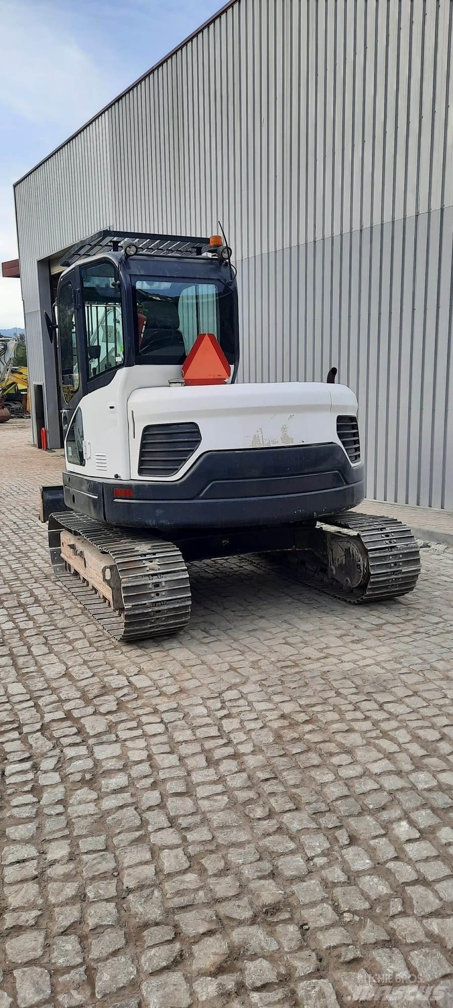 Bobcat E85 小型挖土機/掘鑿機<7t(小型挖掘機)