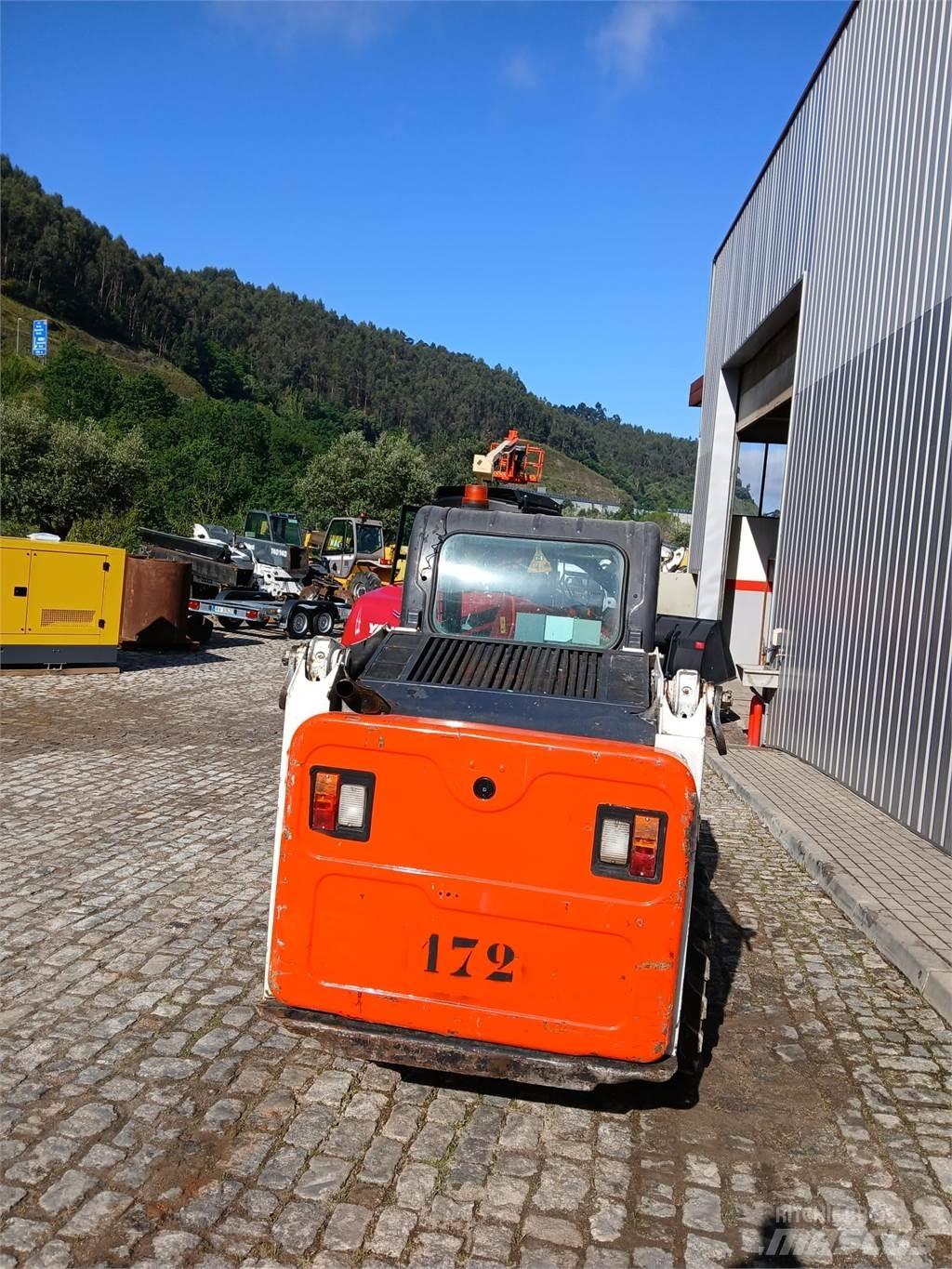 Bobcat S450 輪胎式裝載機