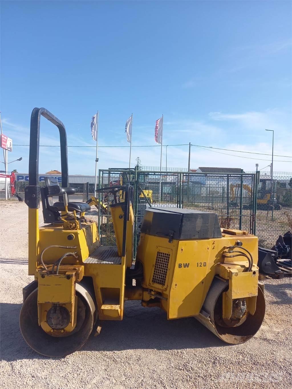 Bomag BW120AD 雙輪滾壓機