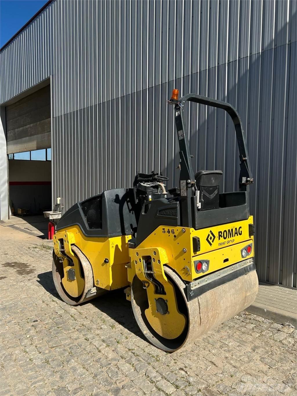 Bomag BW138AD-5 雙輪滾壓機