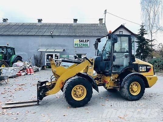 CAT 907H 輪胎式裝載機