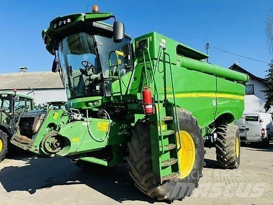 John Deere S660I 聯合收穫機