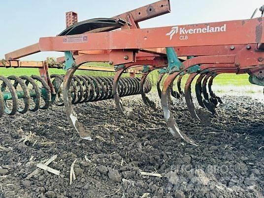 Kverneland CLB 中耕管理機