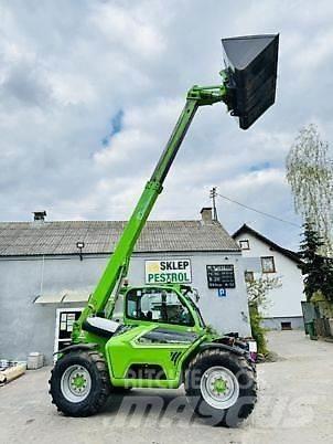 Merlo TF 42.7-156 伸縮臂操作車