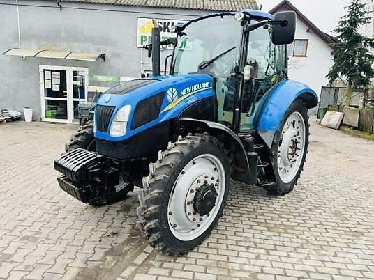 New Holland T5.115 曳引機